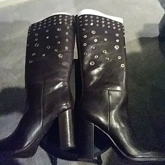 Nine West Boots - Picture 4 of 4